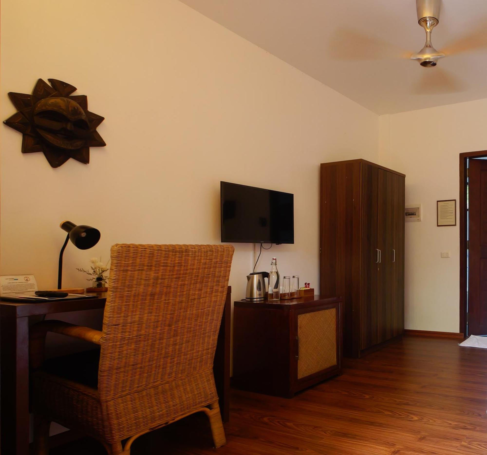 Last Frontier Beach Resort-Adults Only El Nido Exteriör bild